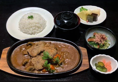 romahamasei,Curry alla giapponese  con cotoletta di manzo
